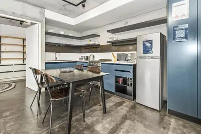 Image de Contemporary Family Retreat in the Heart of Bo-Kaa