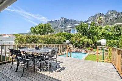Image de Atlantic Sunsets Camps Bay Villa with Ocean Views