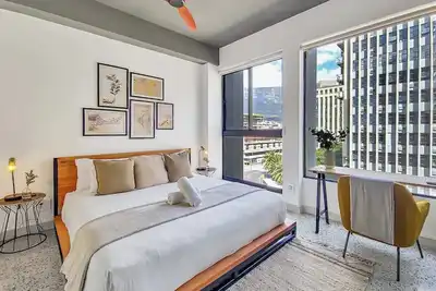 Image de Perfect for 2 Families: Private Apartments & Pool