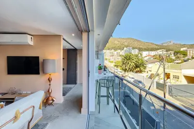 Image de Sea Point 2-Bed Designer Pad with Rooftop Pool