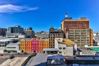 Image de 2-Bedroom with City Views at The Perspectives