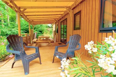 Image de Mobil home 4 chambres neuf avec belle terrasse, à deux pas de Chantilly!