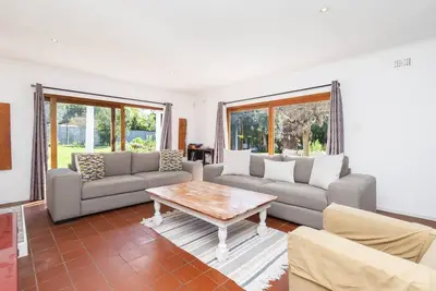 Image de 4Bedroom Home in quiet neighbourhood