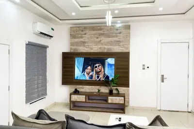 Image de 3br Family Apartment • Opebi • Secure & Equipped