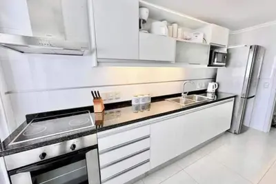 Image de Casino 20, Ocean View, 2 Suites and Grill