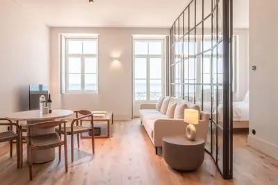 Image de Luz 147 | Seaside Oasis by LovelyStay