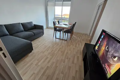 Image de Appartement pour 6 personnes au cœur de Dinan ( Parking gratuit en face )