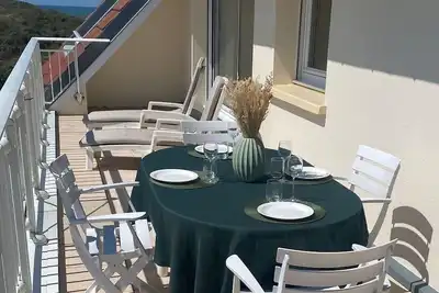 Image de Appartement lumineux avec balcon en plein soleil