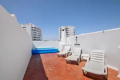Image de Appartement 'Mar, Sol E Sossego' avec piscine privée, terrasse privée et Wi-Fi