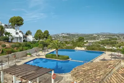 Image de Bungalow 'Les Bases' avec vue sur la montagne, Wi-Fi et climatisation