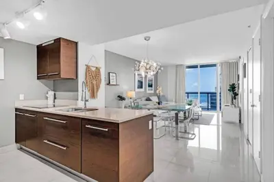 Image de The Icon Residences 2 bedroom  Beach Passes Avail