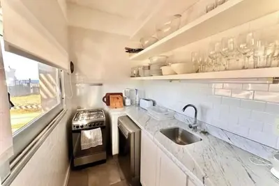 Image de La Oriental, House on the Sea