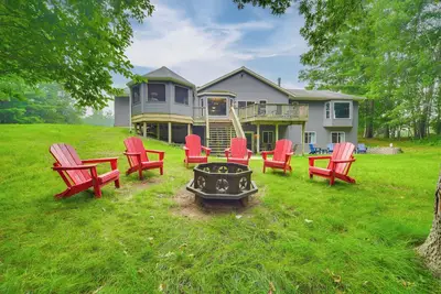 Image de Swim Dock & Game Room: Lakefront Home in Siren!