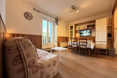 Image de Charmant deux pièces proche centre