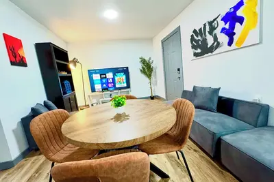 Image de Arlington Retreat 8 min Walk to At&T Stadium, Global Life Field