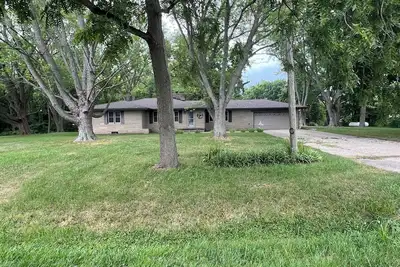 Image de 4 bedroom country house in Morris