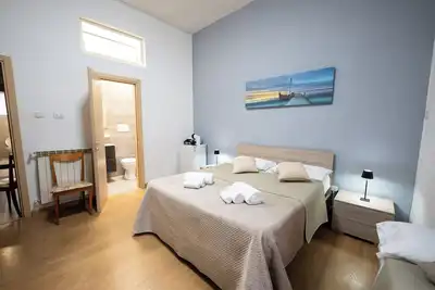 Image de Home Joséphine, a stone's throw from the Palace, Garden, parking, Kitchen,