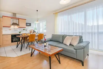 Image de Haus Kastanie 01 - Comfortable vacation apartment with terrace in Zinnowitz