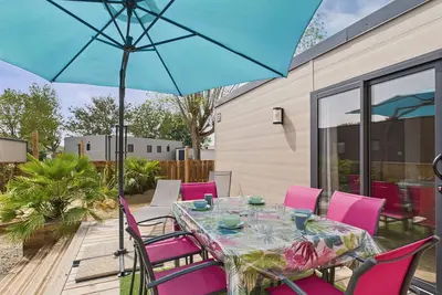 Image de Piscine chauffée commune, 2 adultes 2 enfants