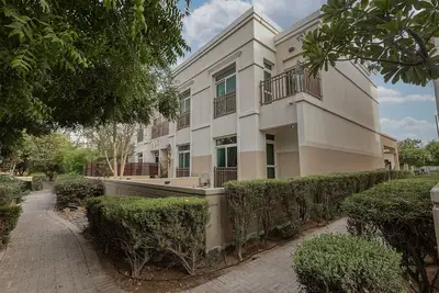 Image de 2 Bedroom Villa - Al Ghadeer Community, Dubai / Abu dhabi border