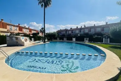 Image de Charmant Adosado à Denia - Idéal pour Vacances