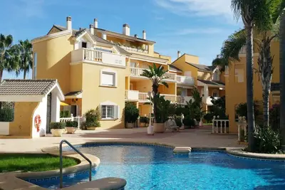 Image de Maison à Dénia près de la plage avec piscine commune et climatisation