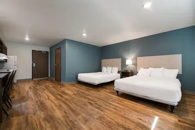 Image de 3 Pet-Friendly Rooms with Kitchen Near Rockledge Historic Parks & Trails