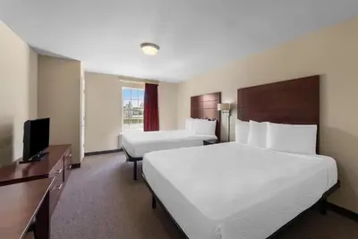 Image de Homey Space: Rustic Room Ideal for Extended Travel Stays