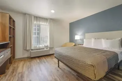 Image de Stay Together, Group-Friendly Compound Near Austin Highlights – 4 Queen Units