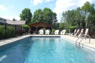 Image de Coop Diamonds Sunrise Estates I - Sleeps 12, Private heated pool.