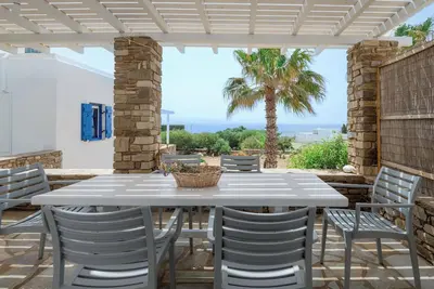 Image de 3-bedroom house in charming Paros