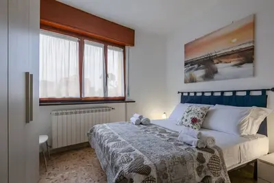 Image de GuestHost - Tirrenia Cozy Apartment Near the Beach