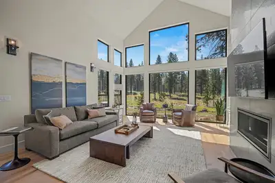 Image de Forestbrook Luxury with Access to Exclusive Golf