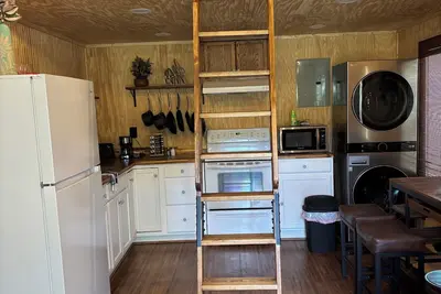 Image de Abby's Oasis. 1 Br, 1b tiny house with extra sleeping loft
