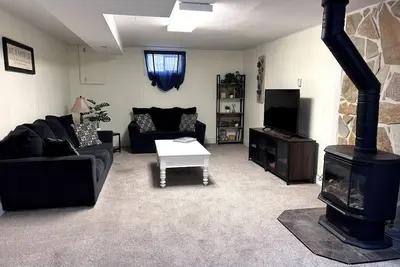 Image de Luxury 6br Retreat - Firepit • Foosball • Backyard