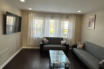 Image de Marvelous 3-bedroom apartment, New York direct access, Ewr, & Jfk airport