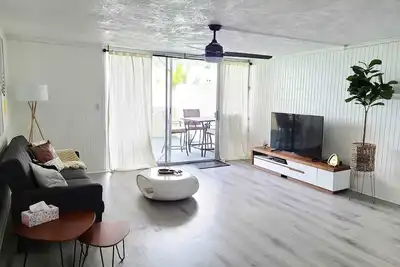 Image de Modern Beachfront Condo