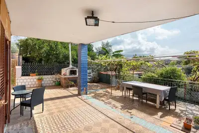 Image de Maison de vacances 'Holydayshouse' avec vue montagne, Wi-Fi et climatisation