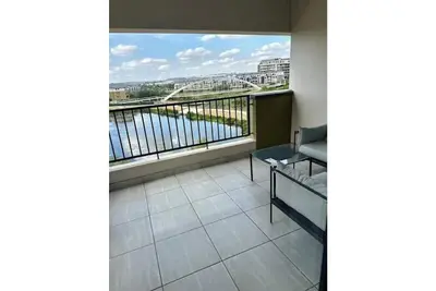 Image de Lake Views  1-Bed in Waterfall, Midrand
