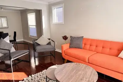 Image de The Chilver Charm - 2 Bed 1 Bath Ole Walkerville Duplex