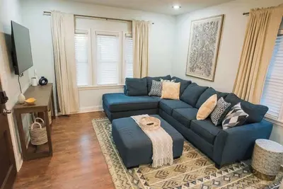 Image de Smart Tv | Wifi | Free Parking | 5min to Dt | Pets