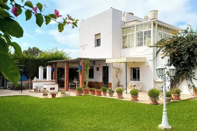 Image de Charming country house, full of charm next to the sea