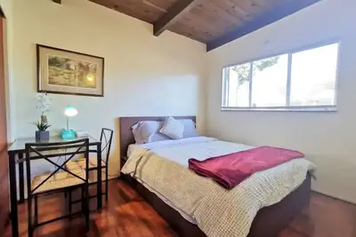 Image de Cozy 2br 1Bath w/ Parking near Univ of Berkeley