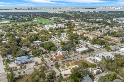 Image de Relaxing Largo Retreat | Hot Tub & Private Gated Yard