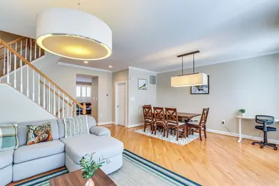 Image de Work, Play & Explore Dc Area: Herndon Haven!