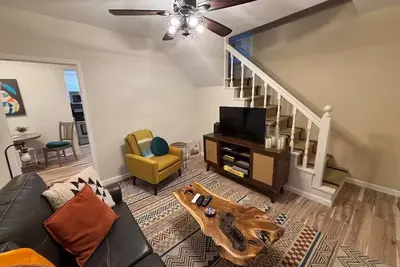 Image de Dorothy's Cottage.