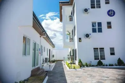 Image de H Village Luxury 1 Bedroom + H Village Lovely 1Bedroom Apartment in Tema