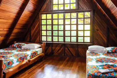 Image de Linear Carpenter House