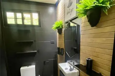 Image de Cozy 2-bedroom apartment in amazing Carnbee with Ac