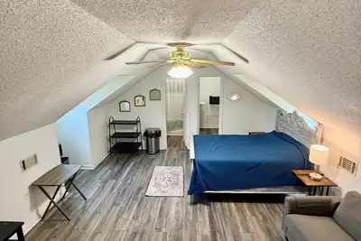 Image de Hidden Paradise tucked away with pool side amenities